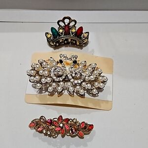 Hair accessories to tie hair